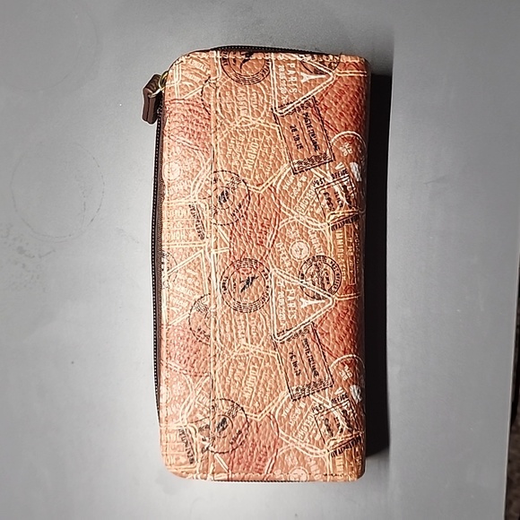 Wallet - Picture 3 of 8